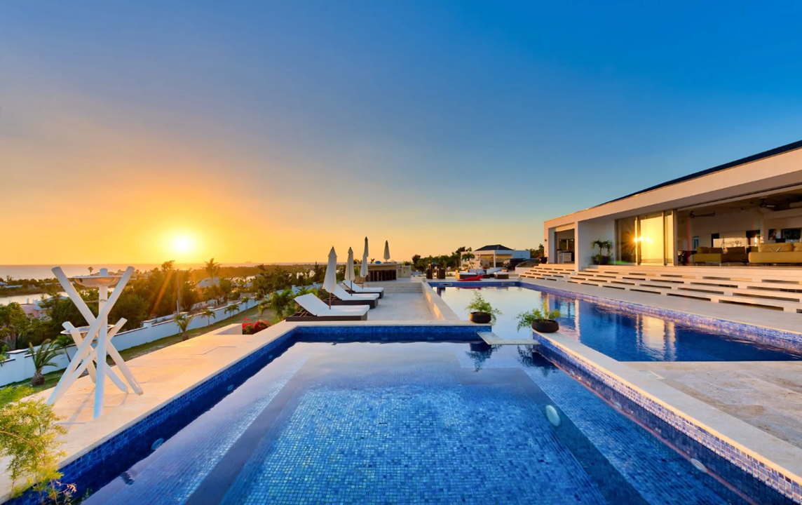 terres-basses-5br-ocean-view-estate-sxm-ushombi-1