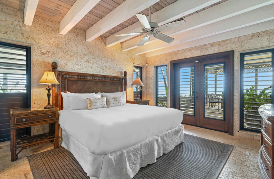 villa-seacliff-tci-6br-in-chalk-sound-tci-ushombi-10