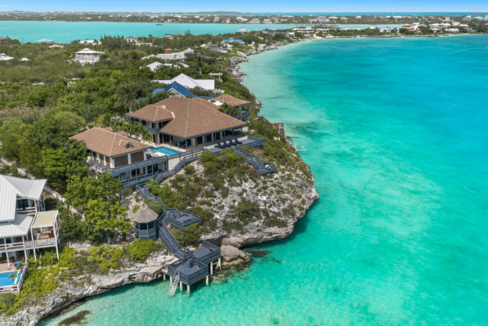 villa-seacliff-tci-6br-in-chalk-sound-tci-ushombi-2