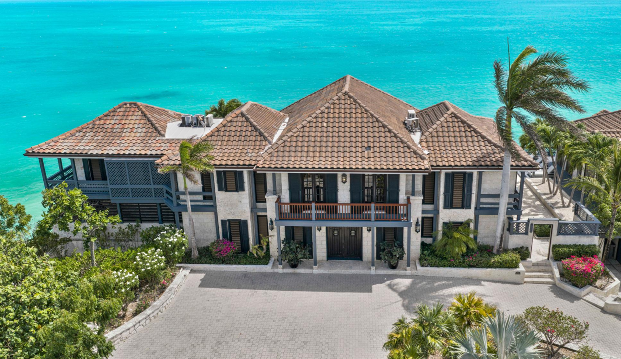 villa-seacliff-tci-6br-in-chalk-sound-tci-ushombi-4