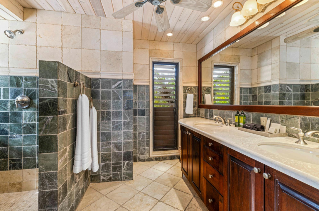 villa-seacliff-tci-6br-in-chalk-sound-tci-ushombi-9